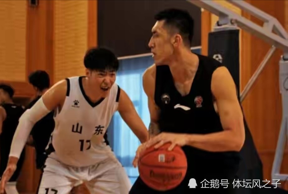 杏彩体育- 欧塞尔后防铁闸赛季报销，紧急启动青年队提拔方案  